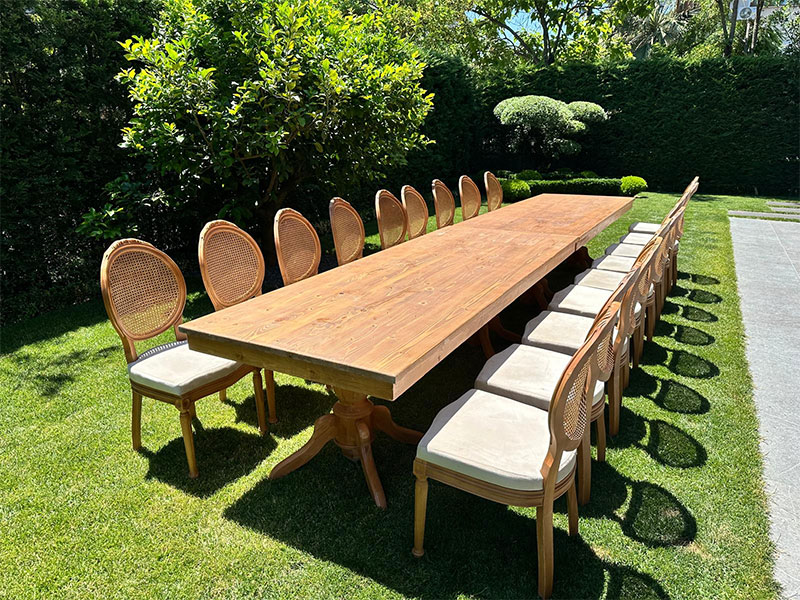 Beykoz Ahşap Masa Sandalye Kiralama