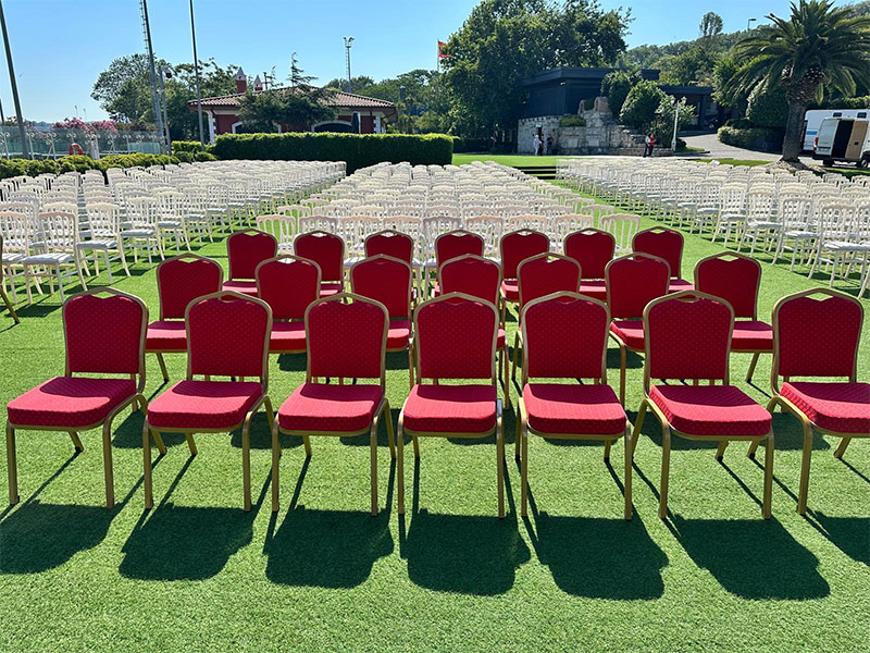 Kiralık Hilton Sandalye