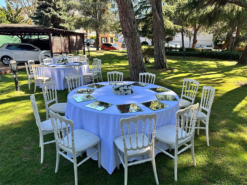 Napolyon Sandalye Kiralama Fiyatları