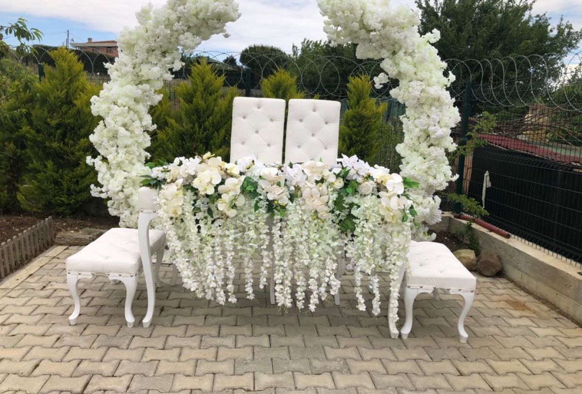 Nikah için Gelin Damat Masası Kiralama